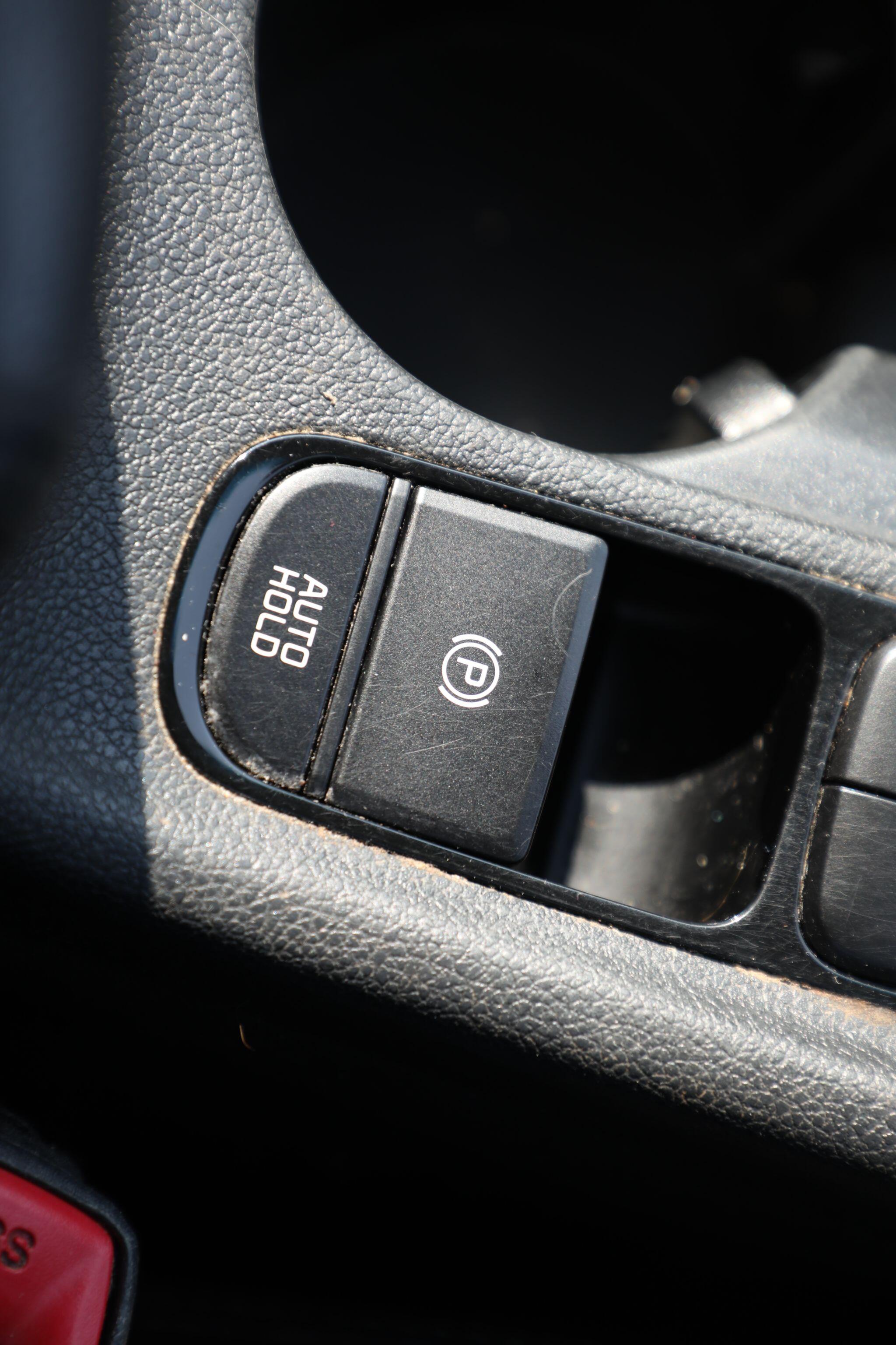 Large vehicle image